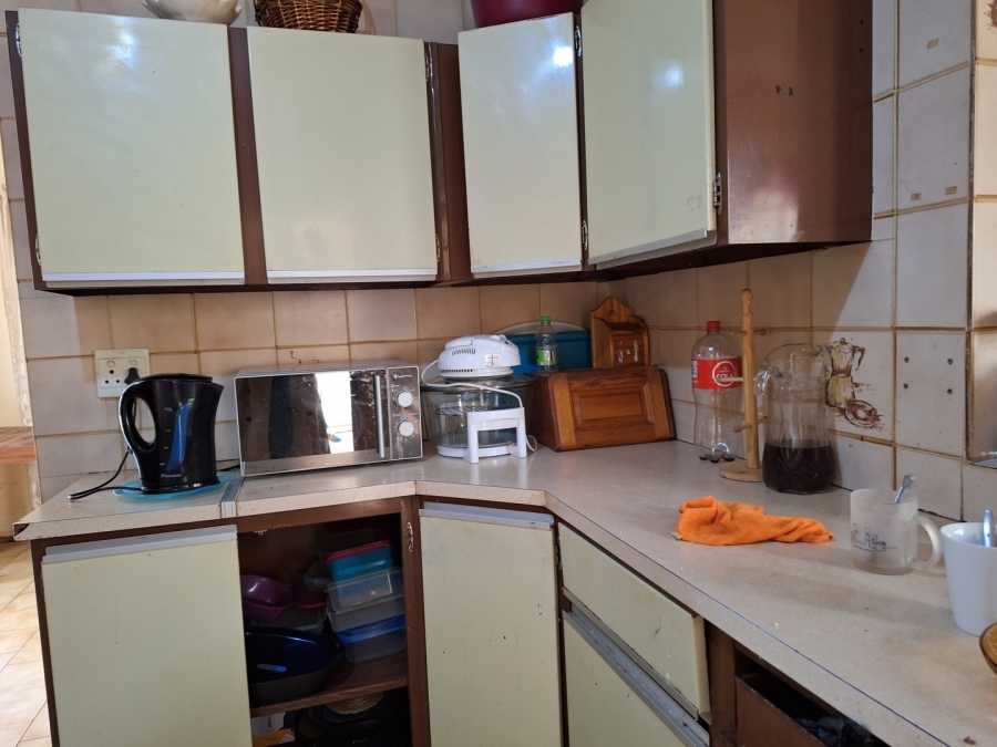 4 Bedroom Property for Sale in Mohadin North West